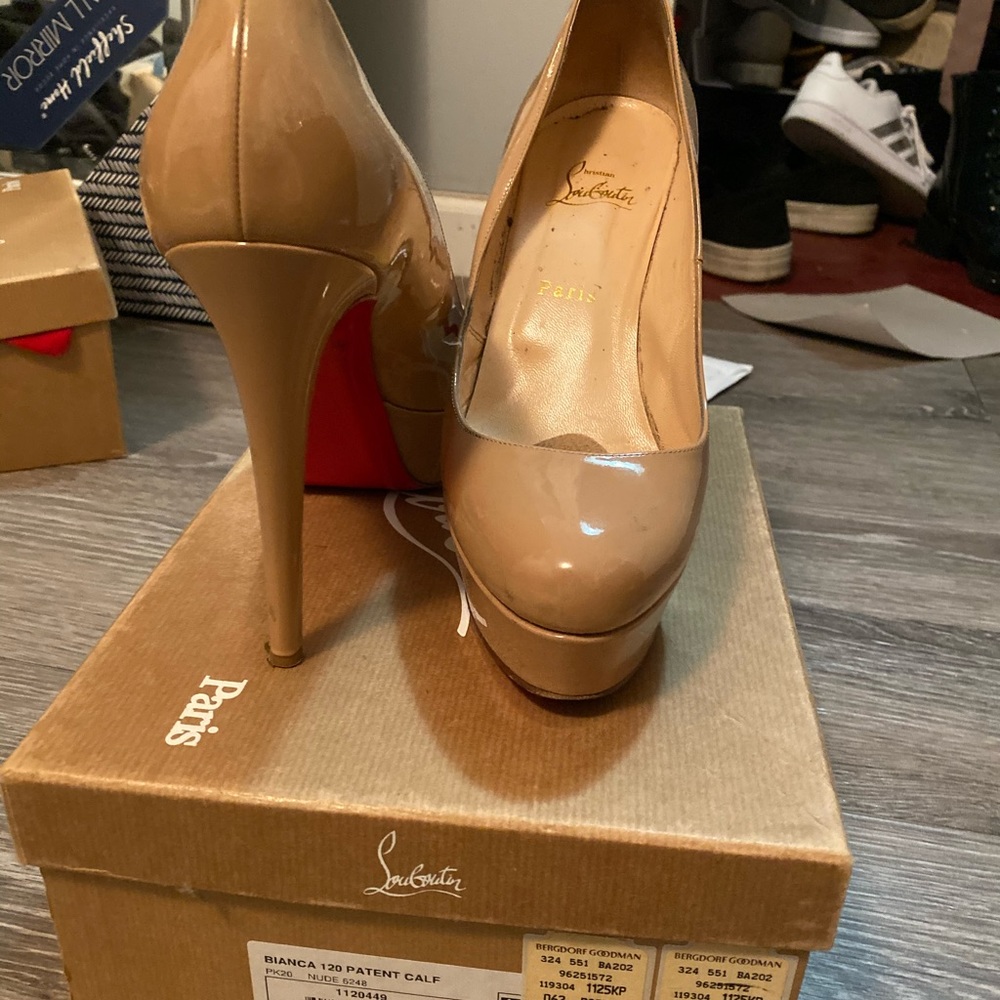 Christian Louboutin Bianca Heels Size 40 - Picture 2 of 5